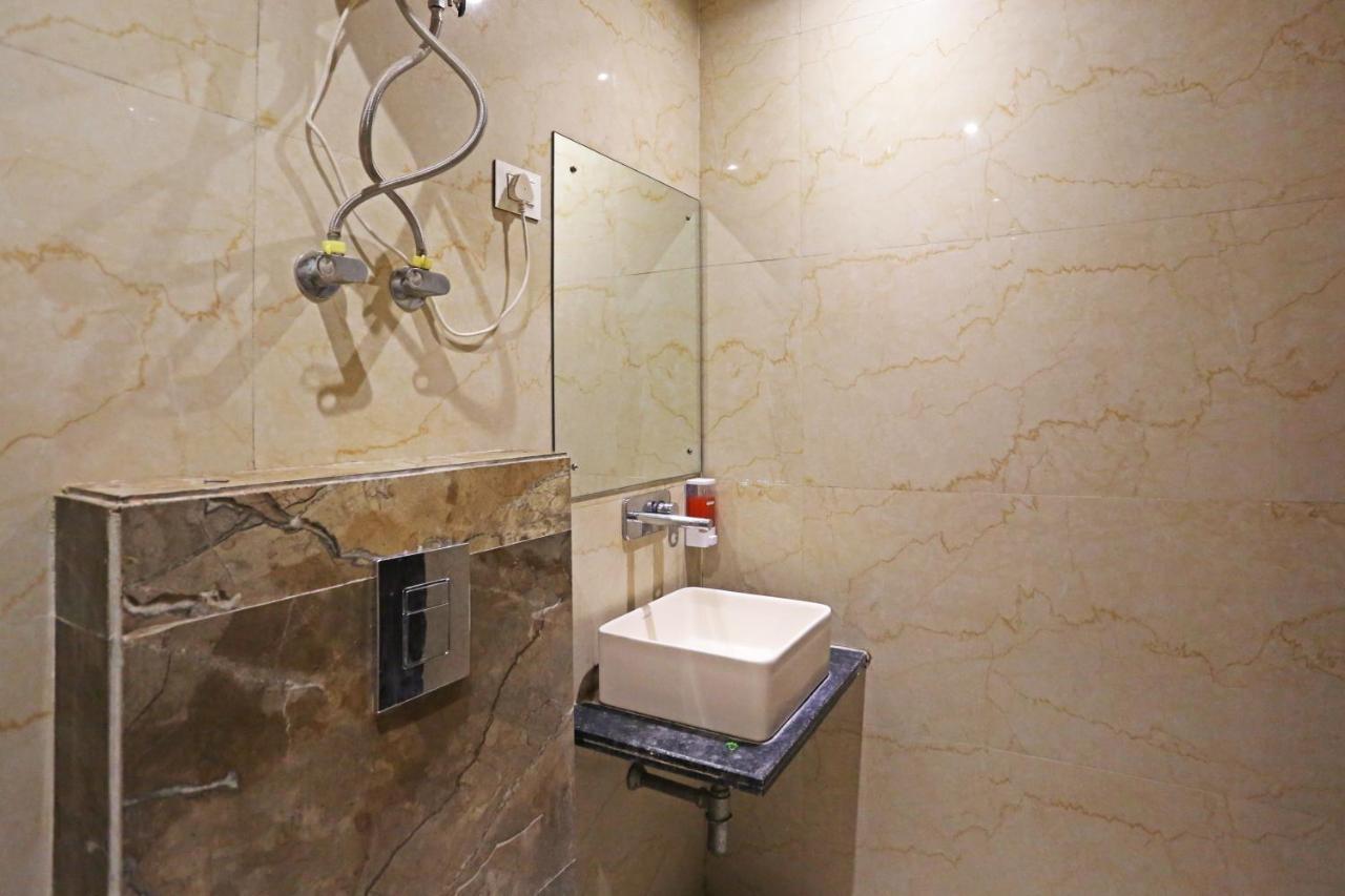 Hotel Iconic Near Delhi Igi International Airport New Delhi Exterior foto